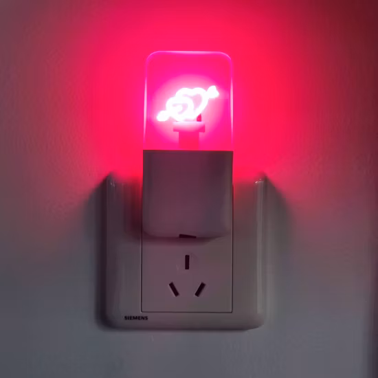 Dibujos animados colorido pato mini sensor inteligente lámpara inteligente bebé decoración de la pared regalo de los niños noche LED sensor bajo ahorro de energía blanco fresco luz de noche para niños